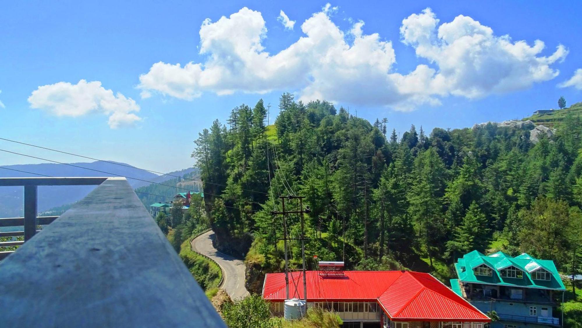 Humble Holiday Inn Kufri Simla エクステリア 写真